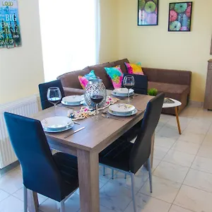 Apartament Apartments Holiday, Peraía